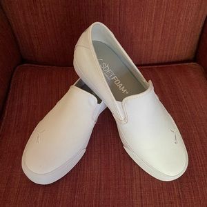 NWOT White Puma Slip-On Sneakers (9.5)